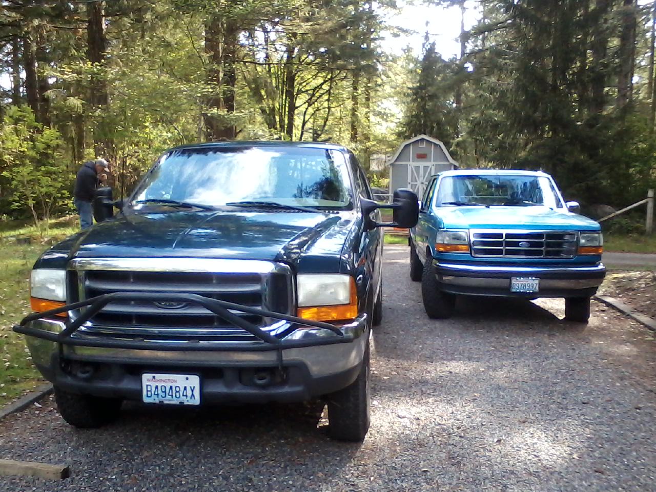 My 93 f-150 5.8 v8 4x4 and my uncles 99 f-250 6.8 v10 4x4 =)