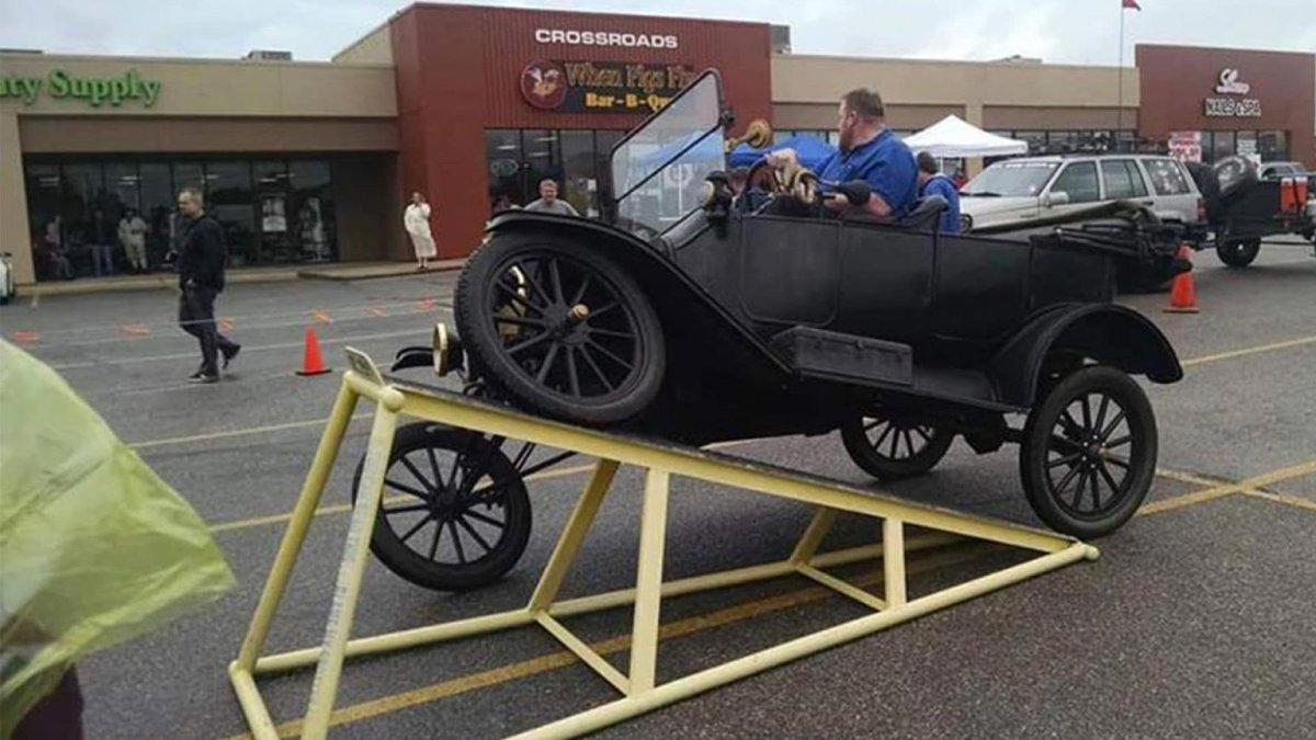 001-1916-Model-T-2-edited-1536x864.jpg