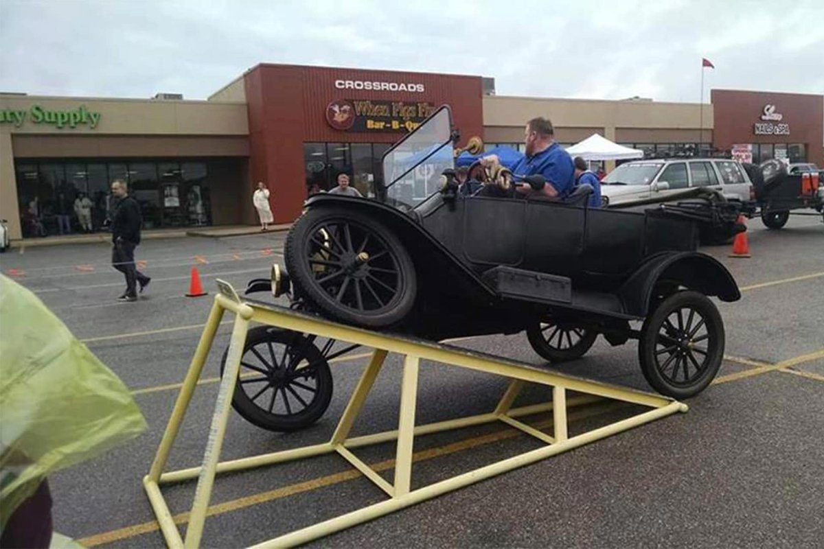 001-1916-Model-T.jpg