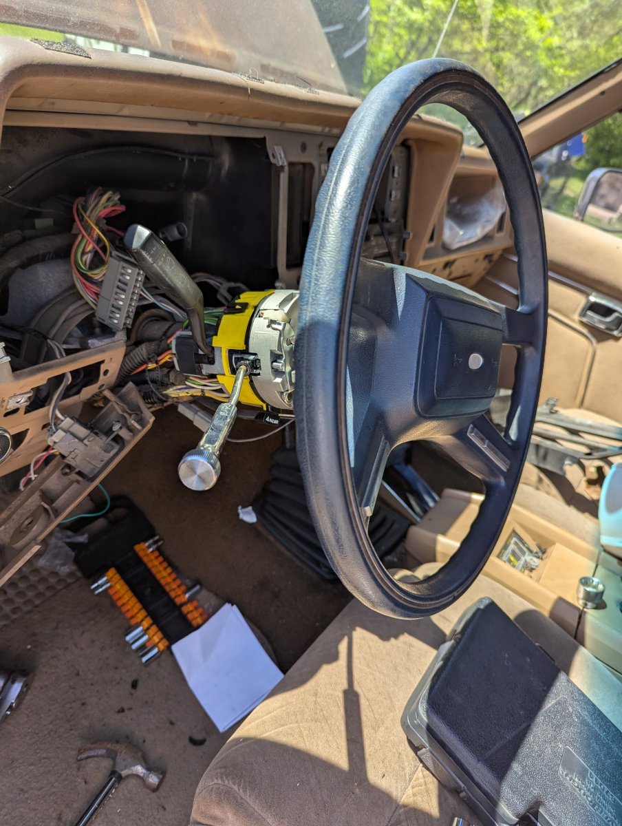 Info required on replacing bearings in 85 B2 steering column