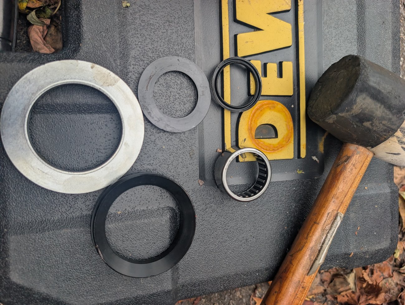 Spindle shaft seal part numbers