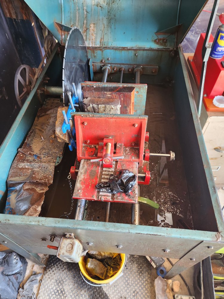 Building (Fabing) a 24" wet saw. (lapidary)