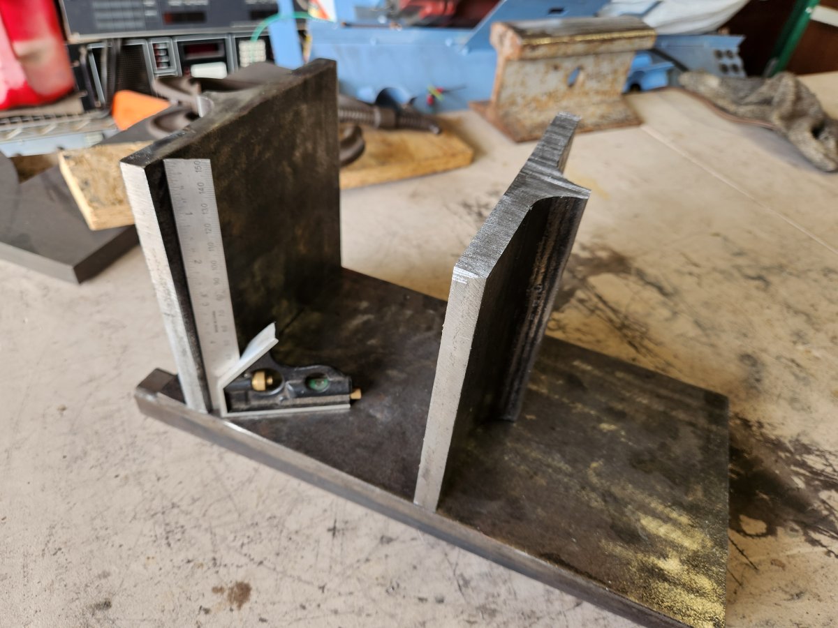 Building (Fabing) a 24" wet saw. (lapidary)