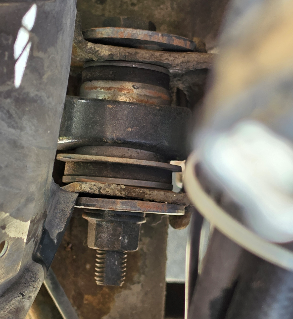 2009 XL Suspension is so broken