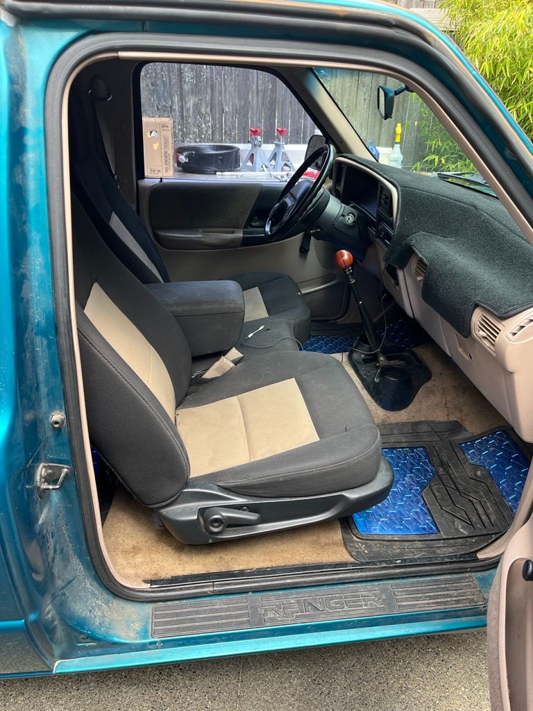 Thew's 94 XLT 4x4 3.0 5spd