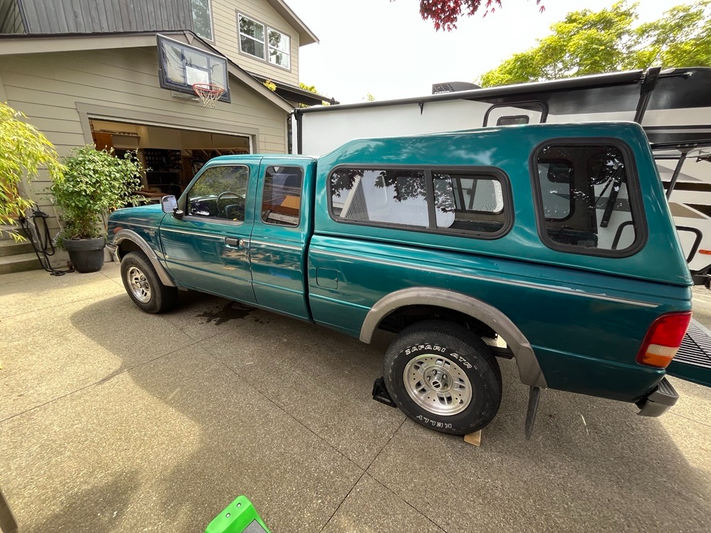 Thew's 94 XLT 4x4 3.0 5spd