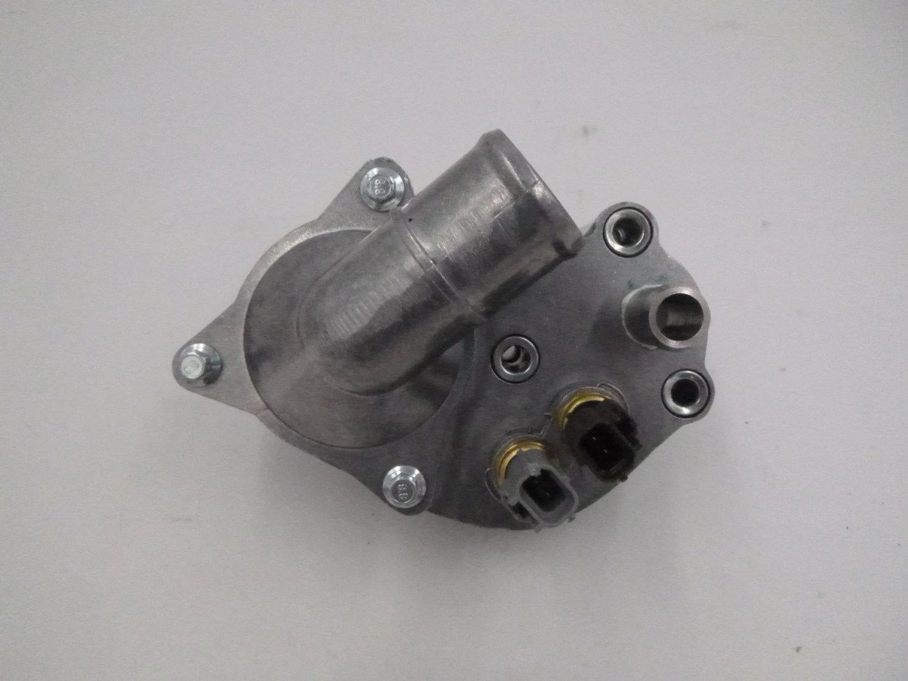 Thermostat housing options