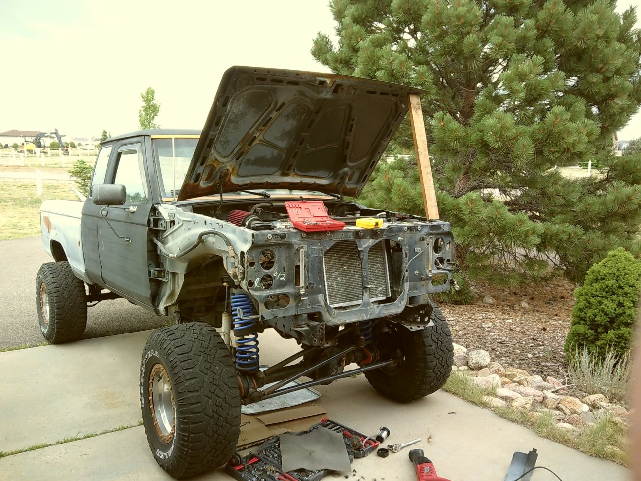 1990 Supercab rock crawler build