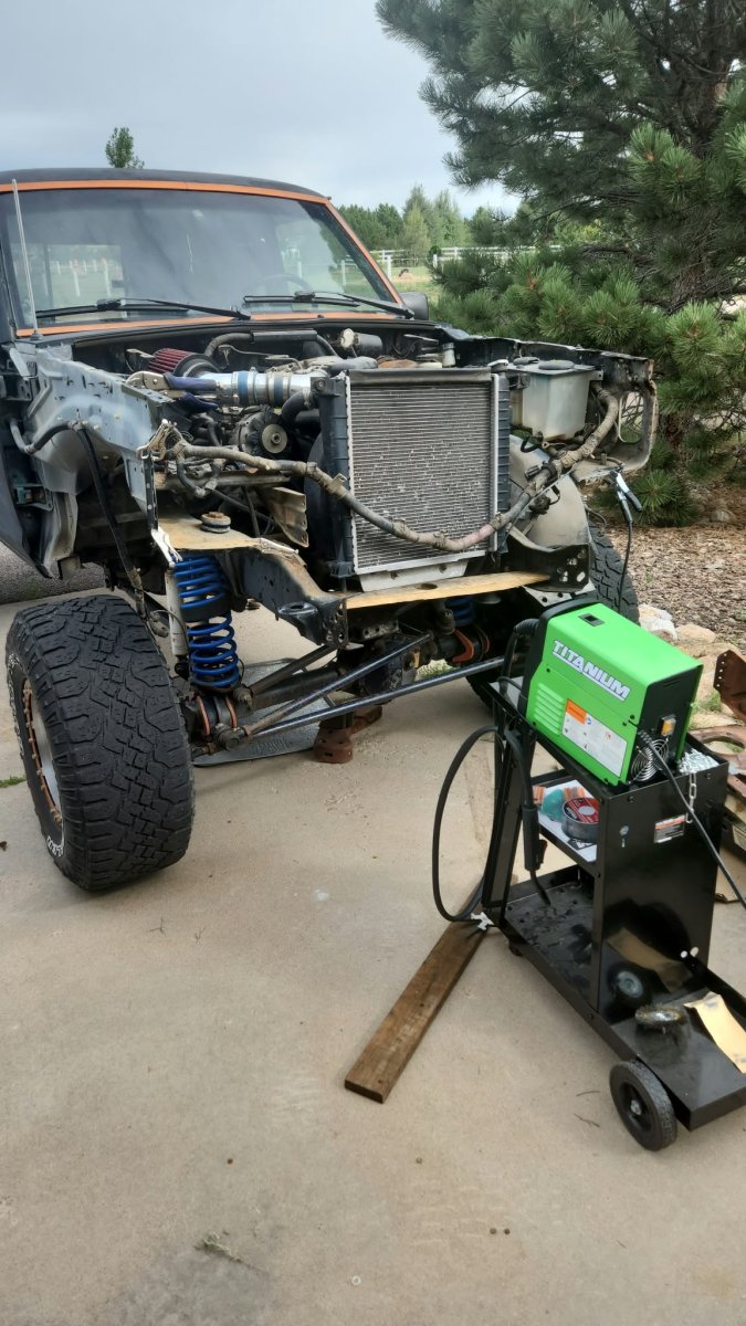 1990 Supercab rock crawler build