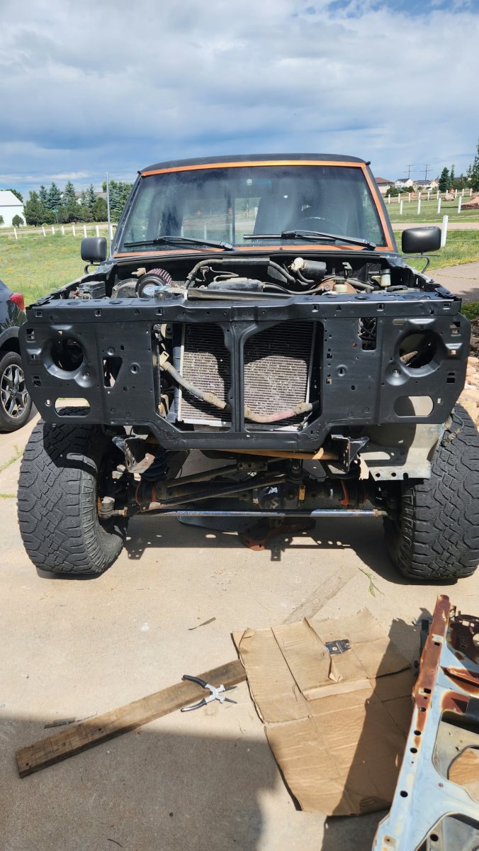 1990 Supercab rock crawler build