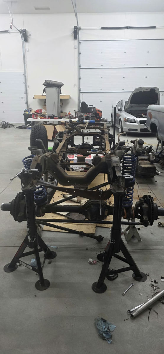 1990 Supercab rock crawler build