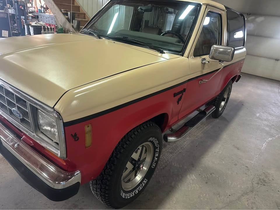 Lewis & Clark Ford Bronco II
