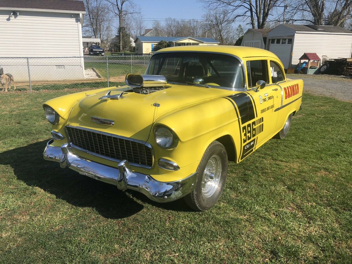 1955-chevrolet-bel-air-badman-flexes-blown-big-block-drag-racer-looks-159346_1.jpg