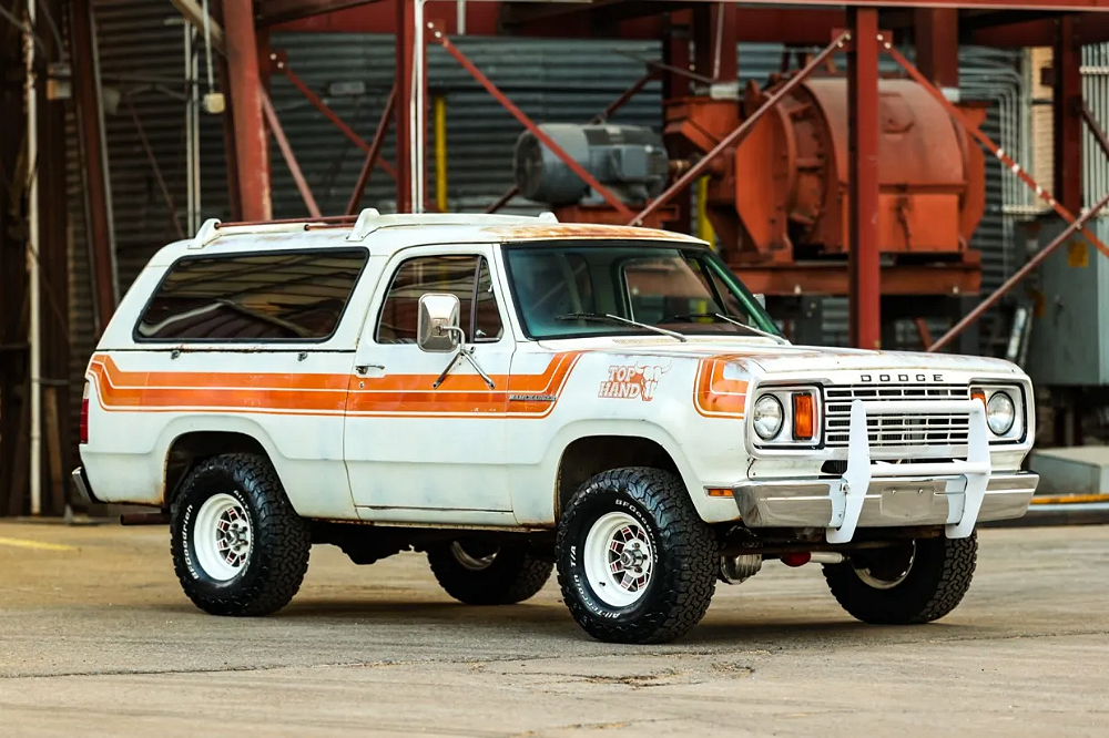 1978_dodge_ramcharger_top_hand.PNG