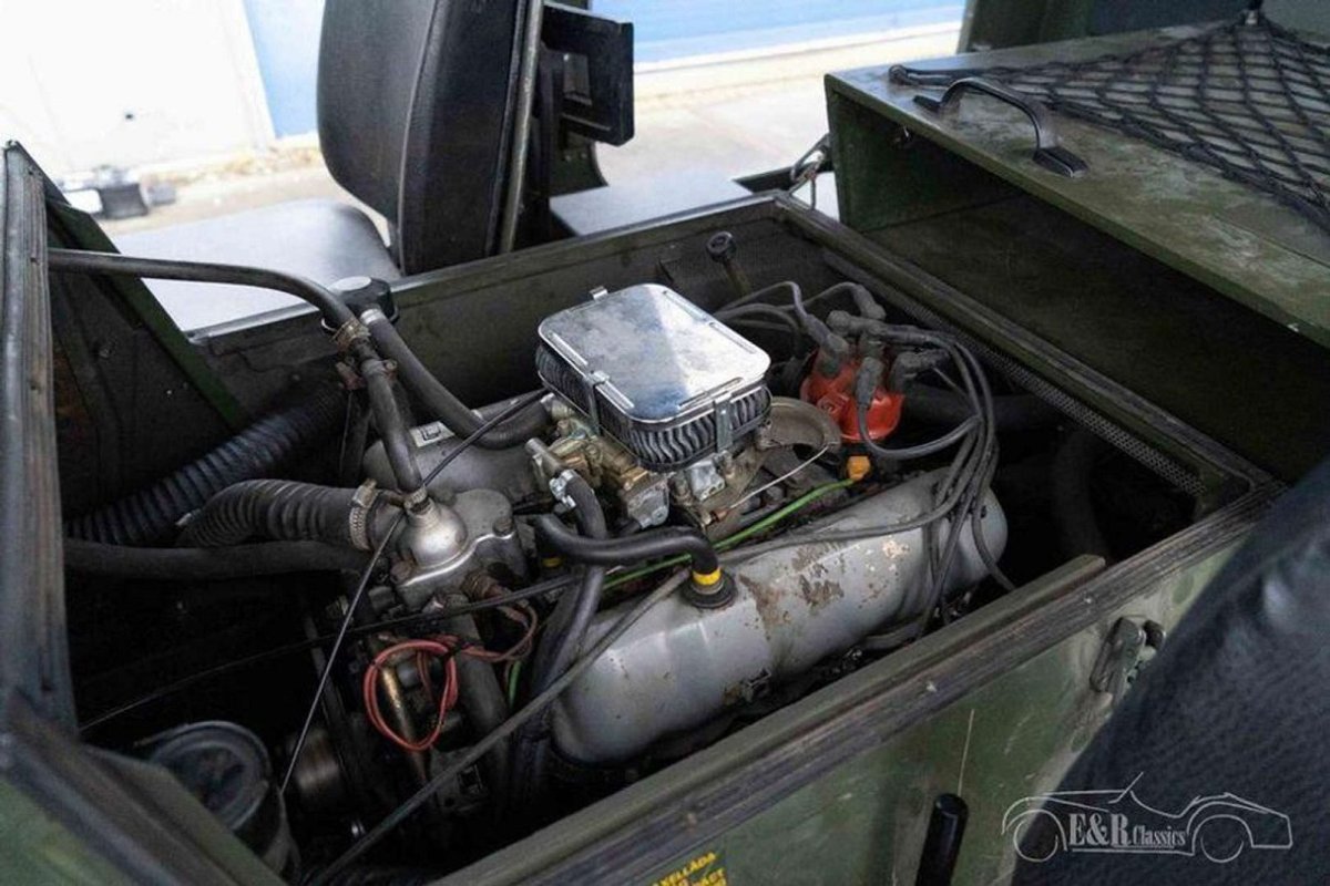 1988 Hagglund BV206 20230219 a DS.jpg