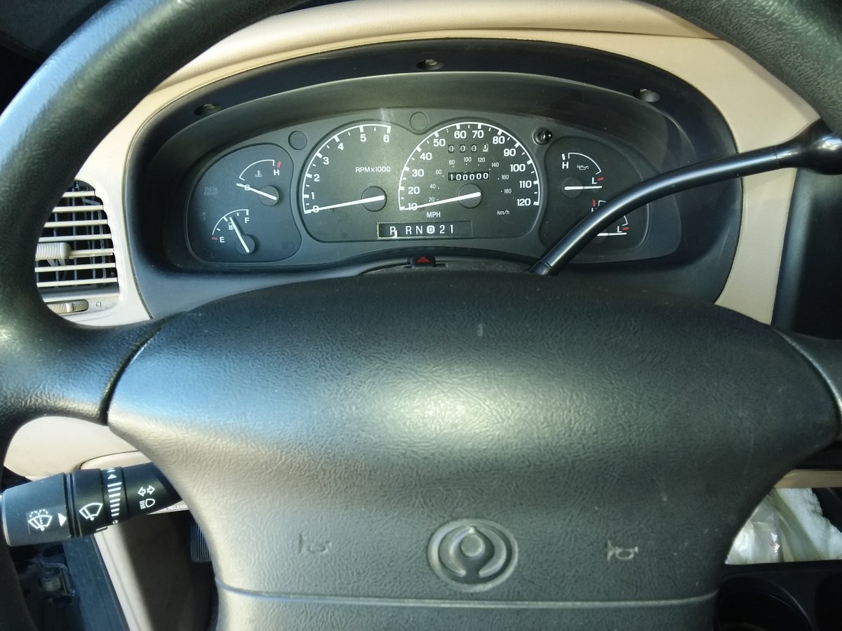 1997 Mazda B4000SE XtrCab 2WD 4.0L OHV V6 hit 100k Miles.jpg