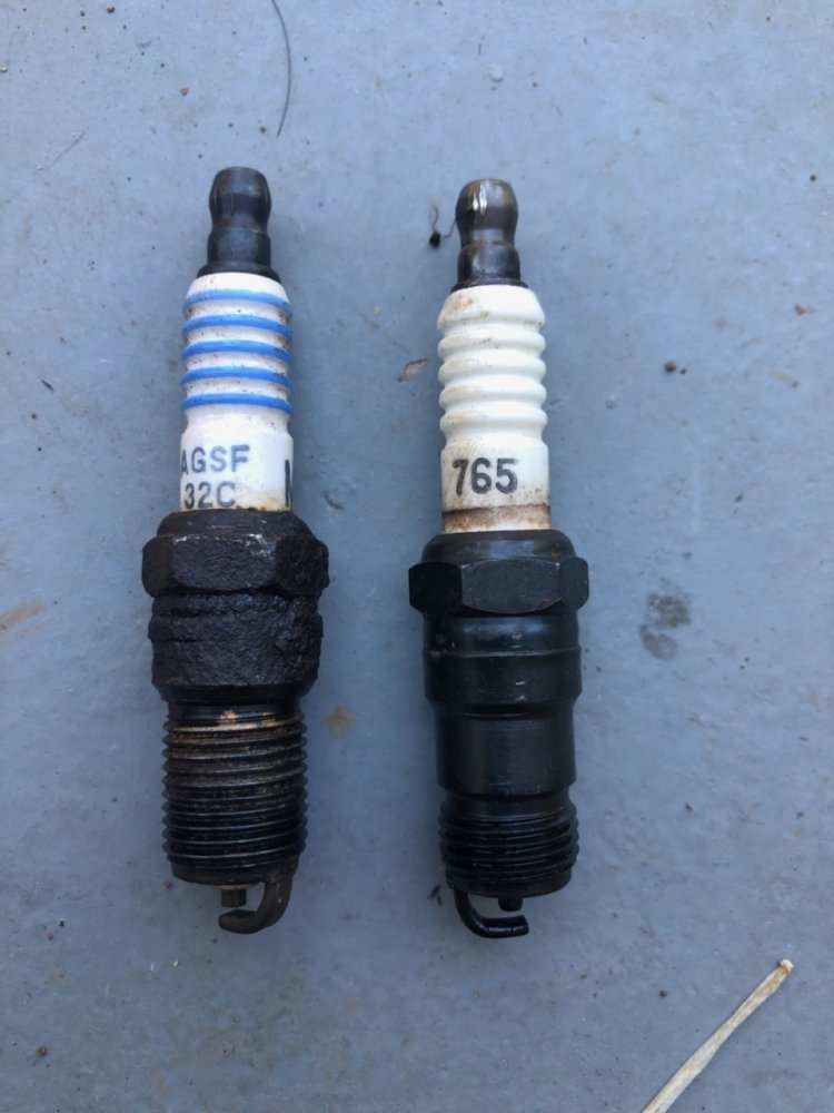 2.3 Plugs.jpg