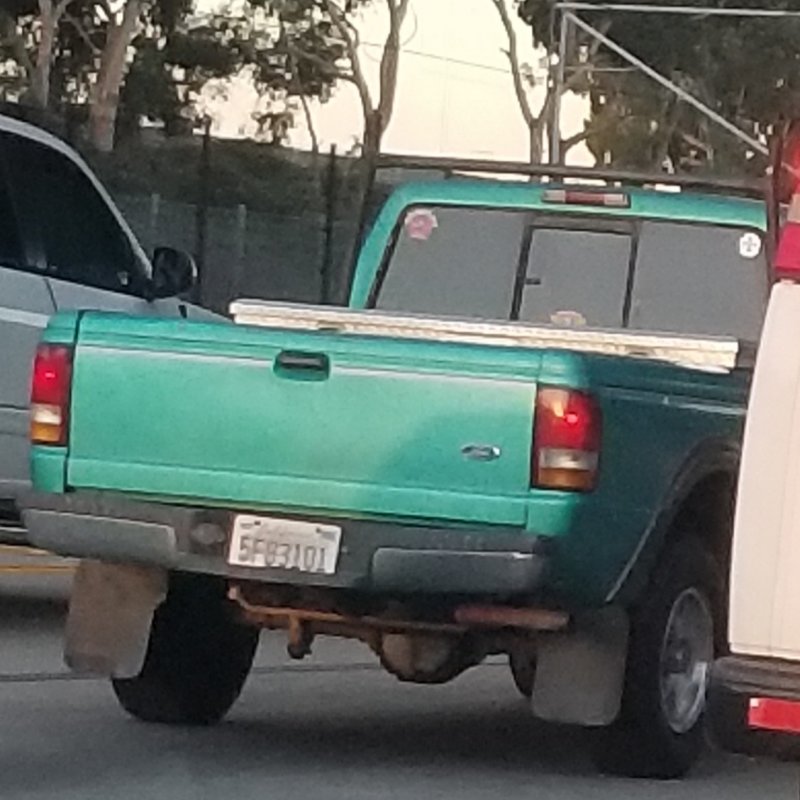 31995