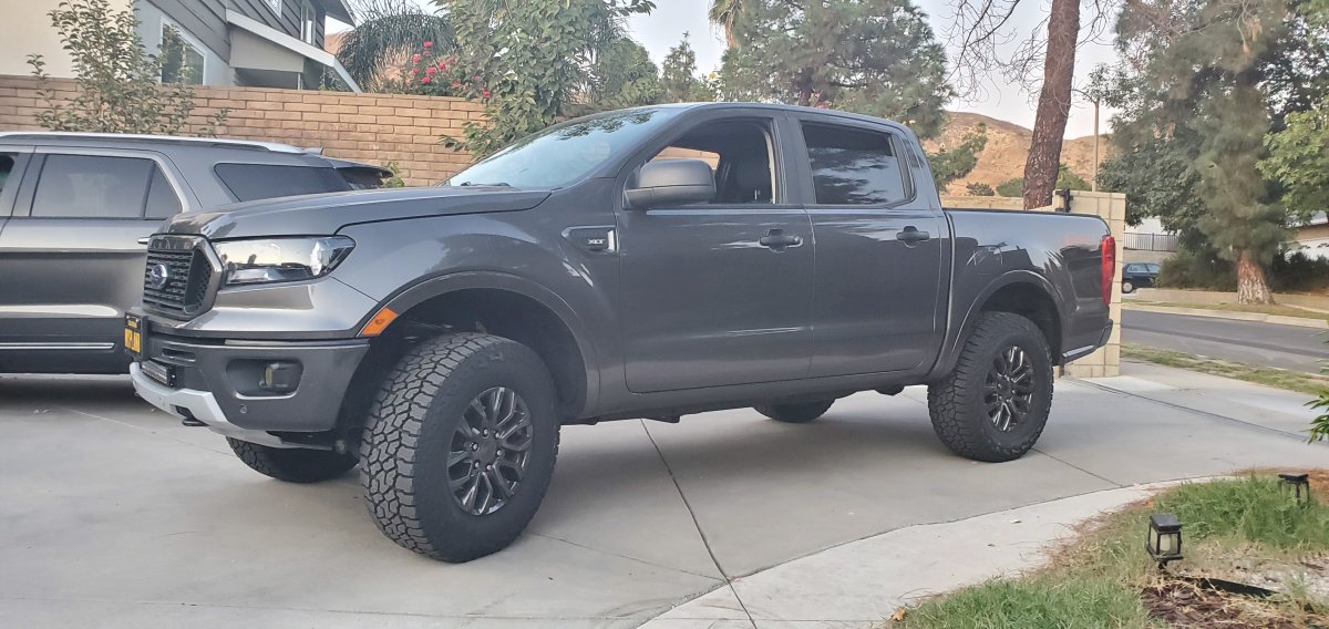 Anyone planning to add a leveling kit? | The Ranger Station