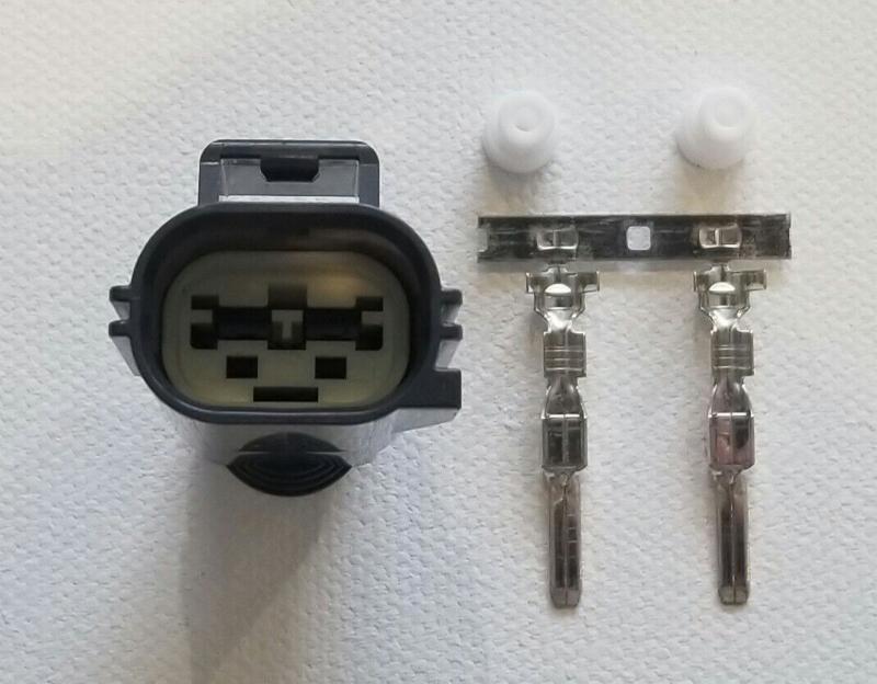 2019_ford_ranger_bed_power_supply_plug_1300.JPG