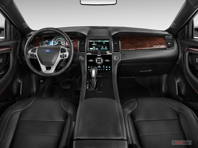 2019_ford_taurus_dashboard-2.jpg