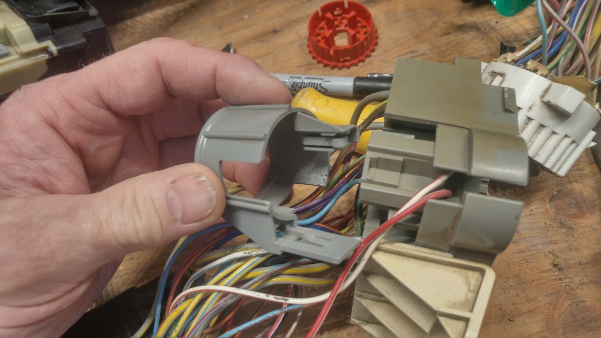 How many Flasher relays?