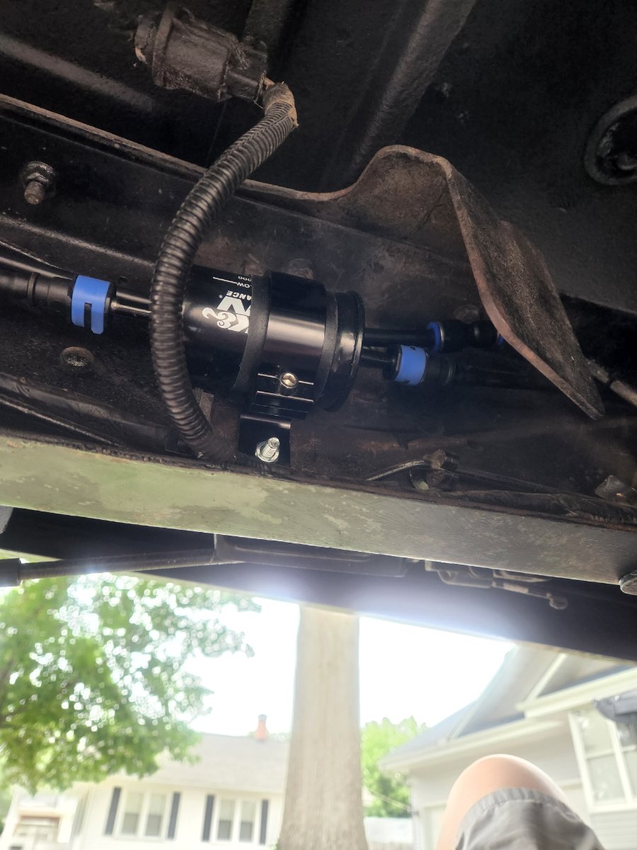 Lift pump to high pressure in tank setup