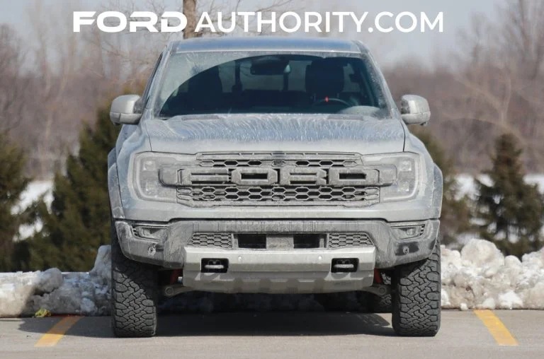 2024-Ford-Ranger-Raptor-US-Spec-Model-FIrst-Real-World-Photos-No-Camo-February-2023-Exterior-0...jpg