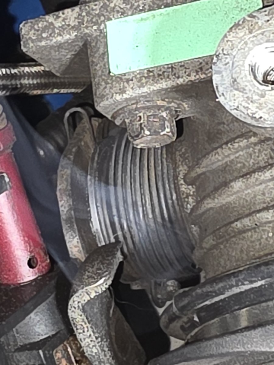 20250619_113500 vacuum leak at throttle body.jpg