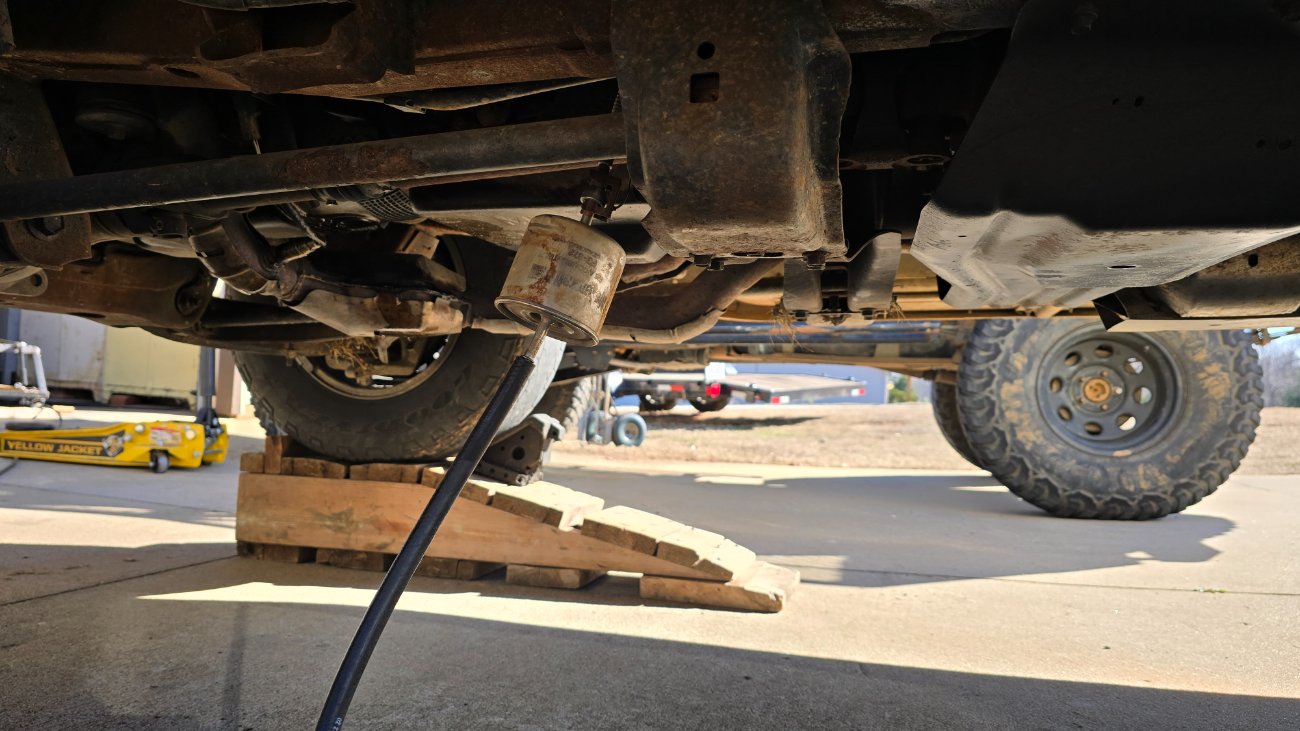 Front Fuel Leak 1993 Ranger 4.0 XLT Auto