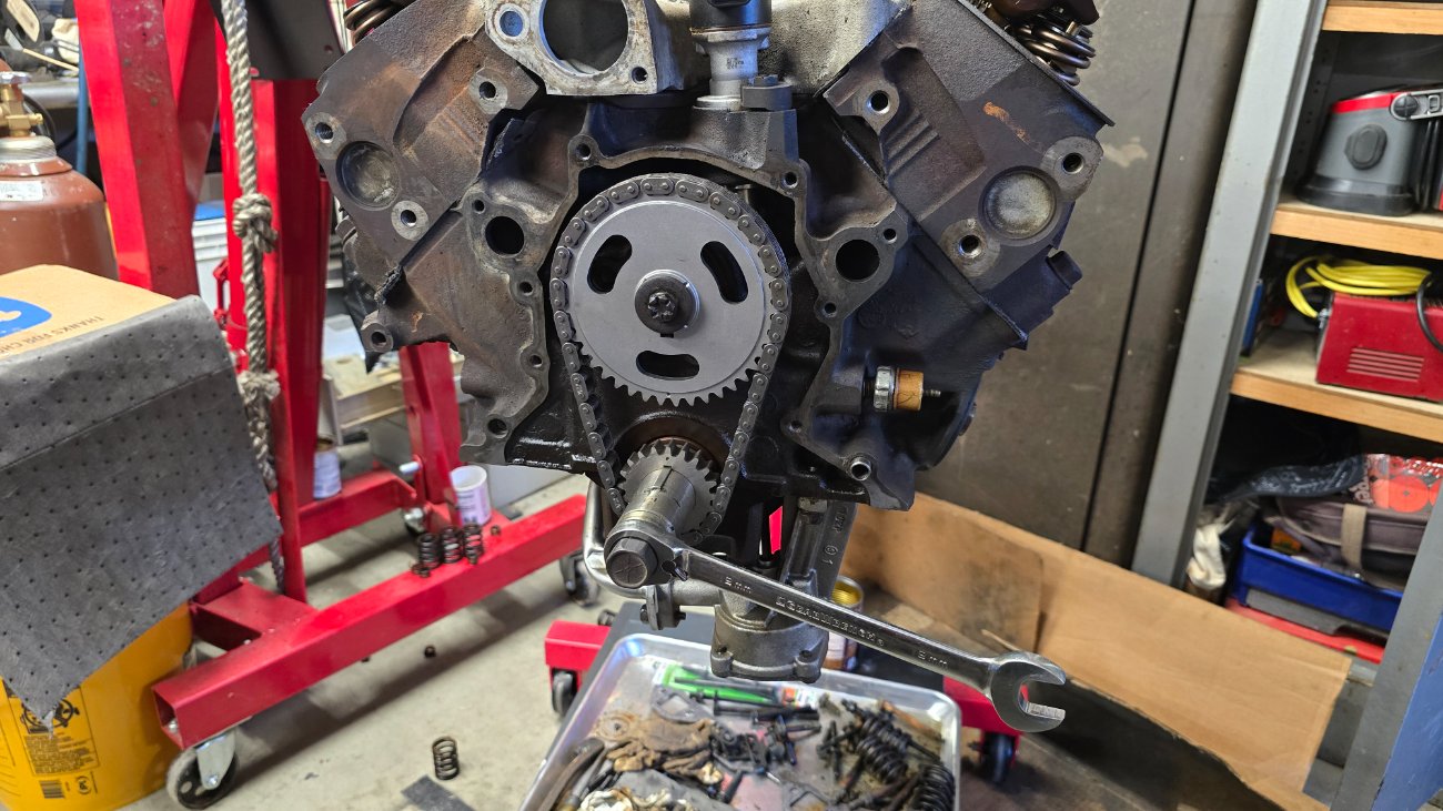 Can I split the timing belt and slip on the new one and then remove the last bit?