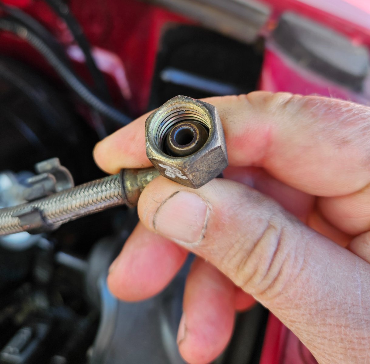 Front Fuel Leak 1993 Ranger 4.0 XLT Auto