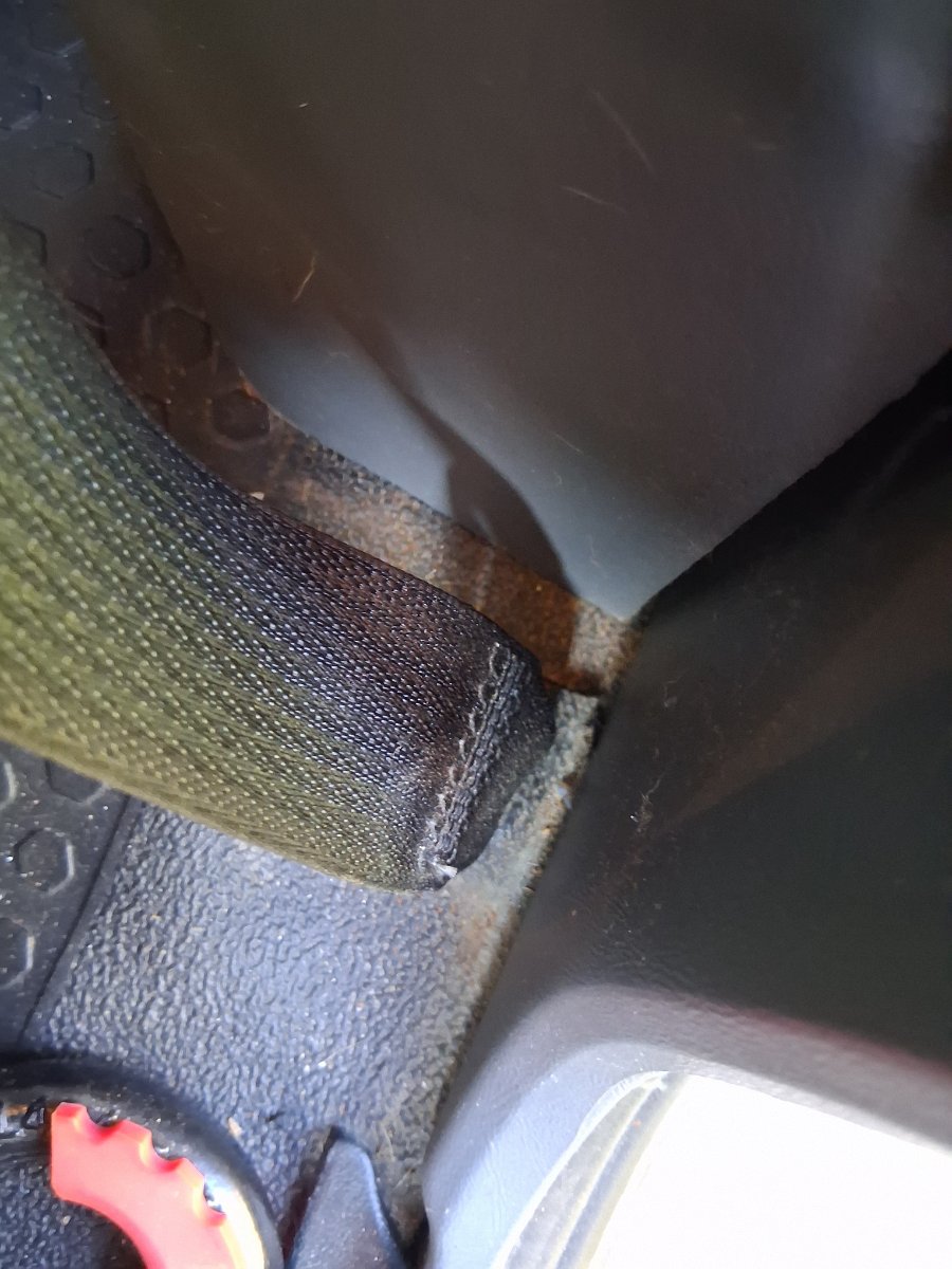 1998 Ranger XLT Supercab Seatbelt Anchors