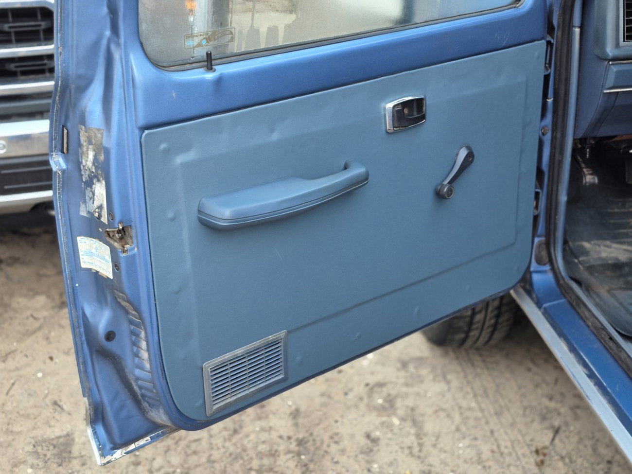 1988 Ford Ranger XLT Supercab 4WD 5spd, Blue Baby Bull