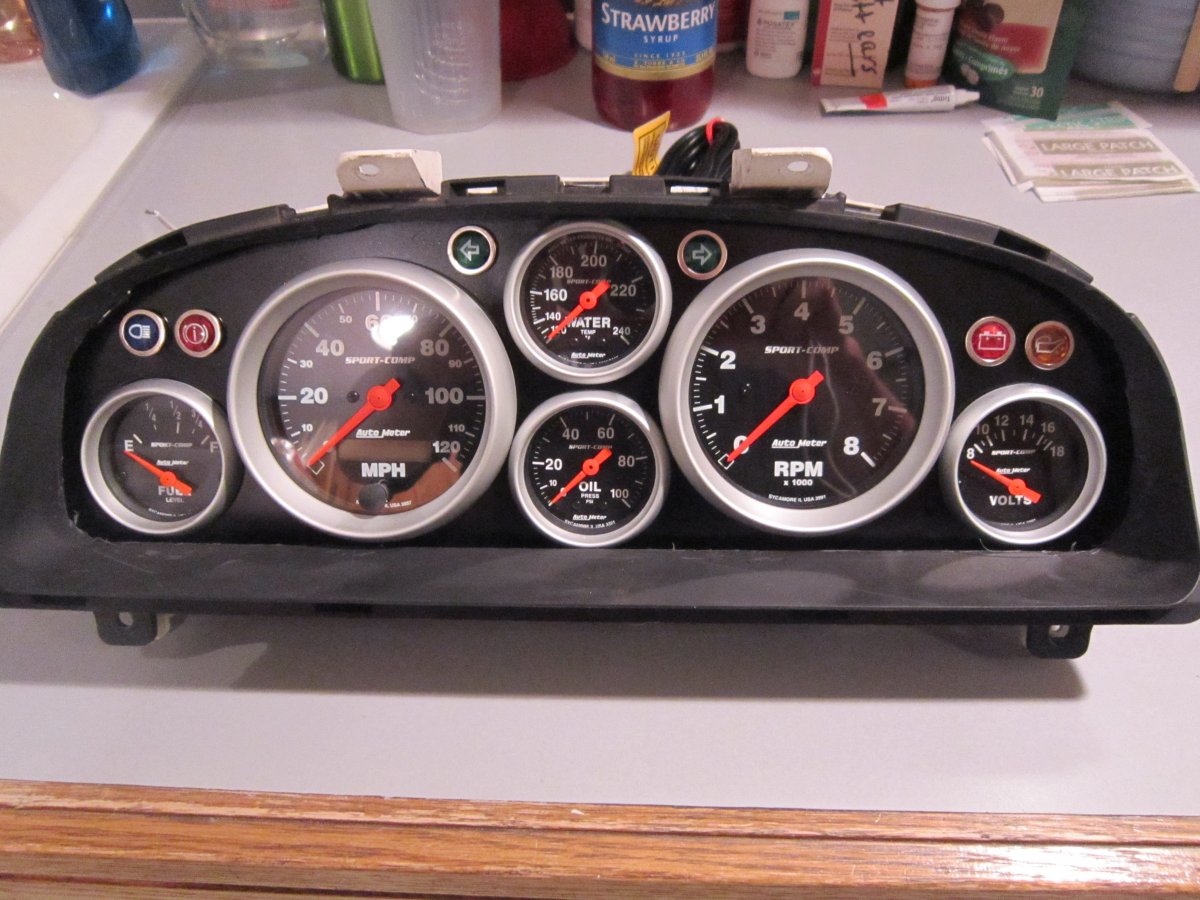 56068