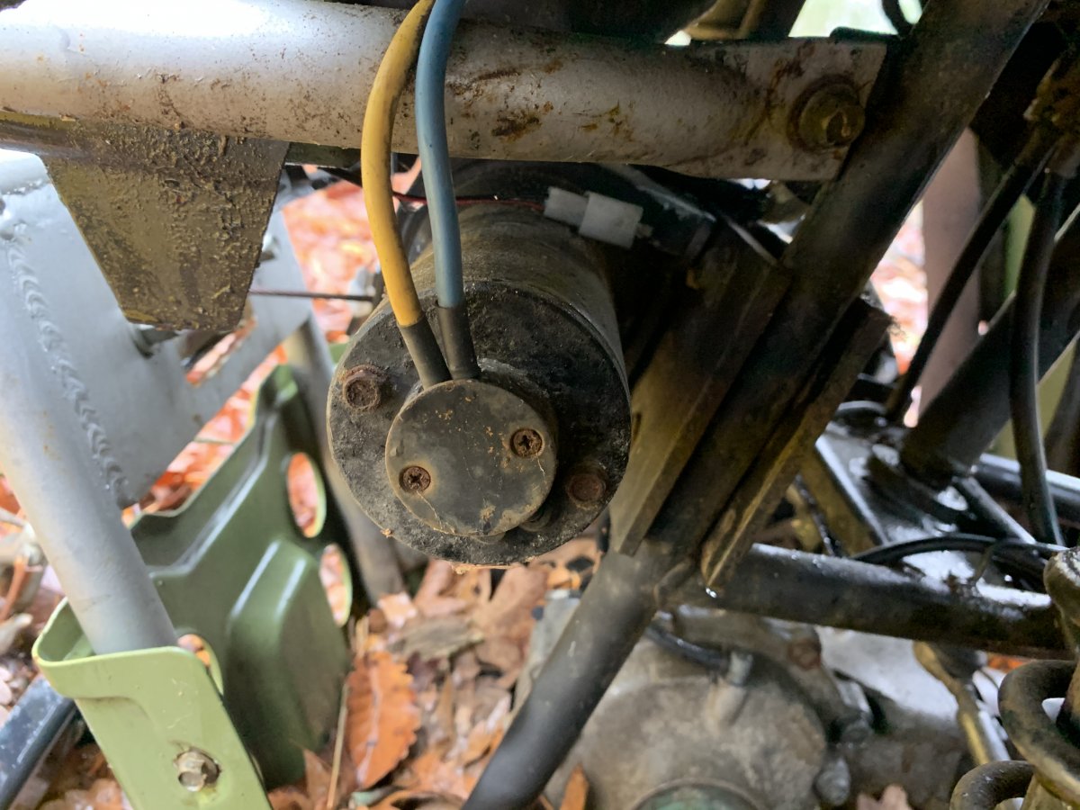 37006