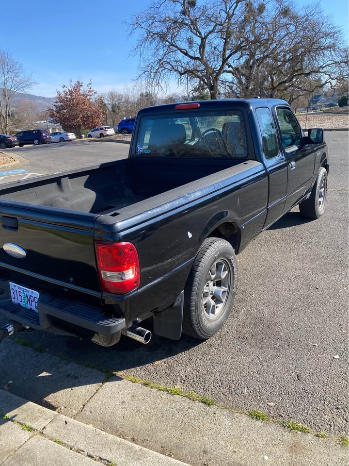 I am going to look at a new Ranger tomorrow 2011 xlt 4x4