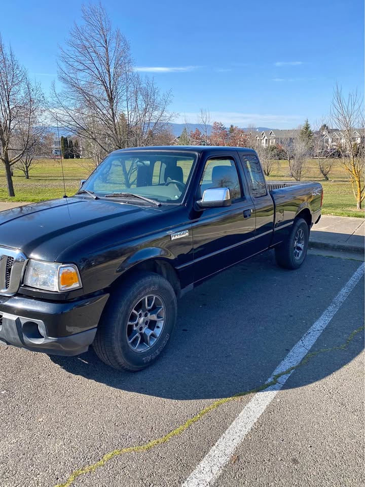 I am going to look at a new Ranger tomorrow 2011 xlt 4x4