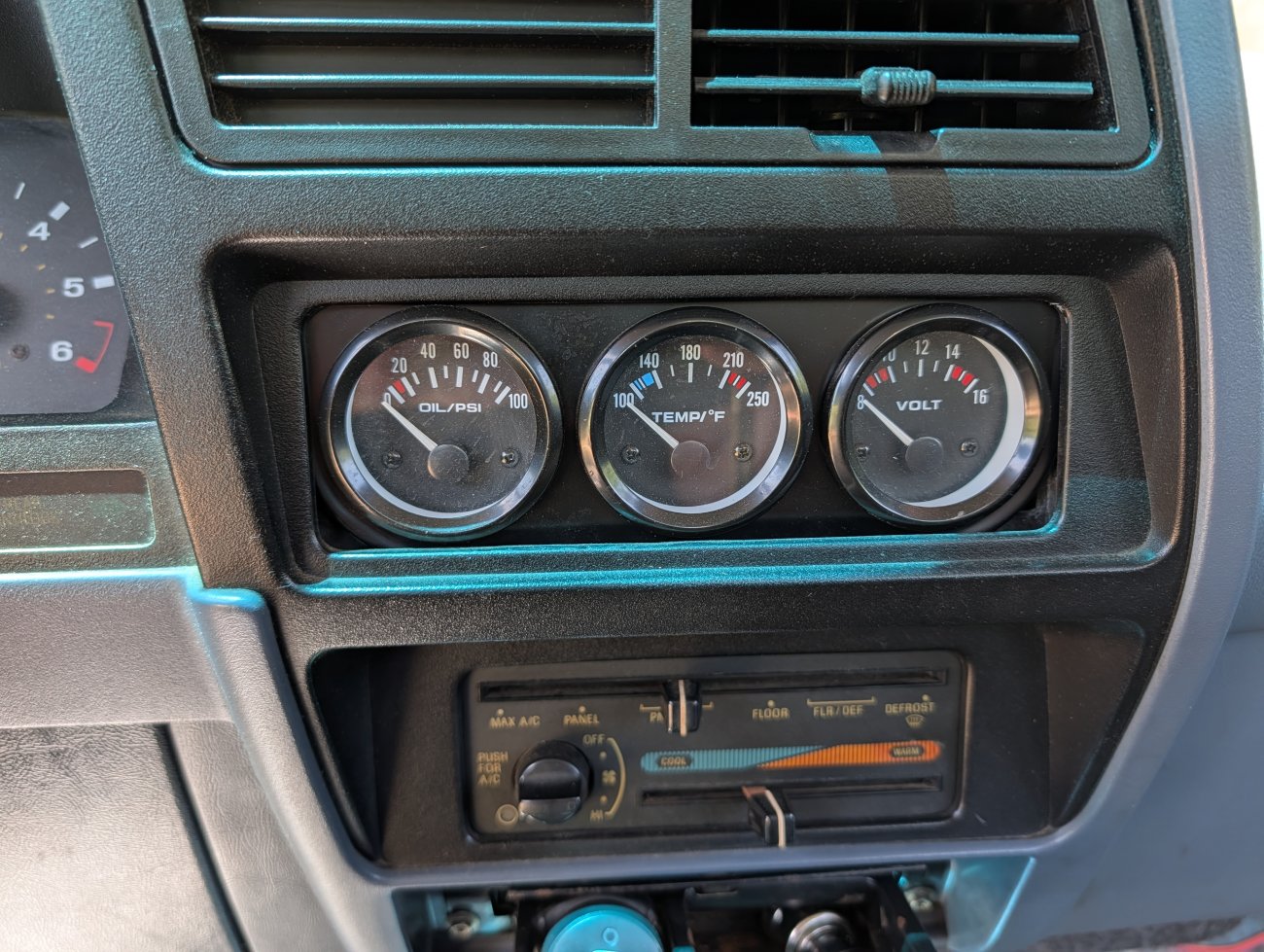 1990 Ranger 302 swap