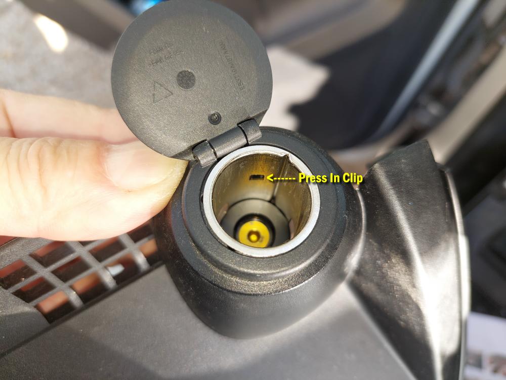 air-on-board_2021_ford_ranger_switch_panel_170.JPG