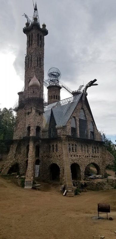 bishop_castle.JPG