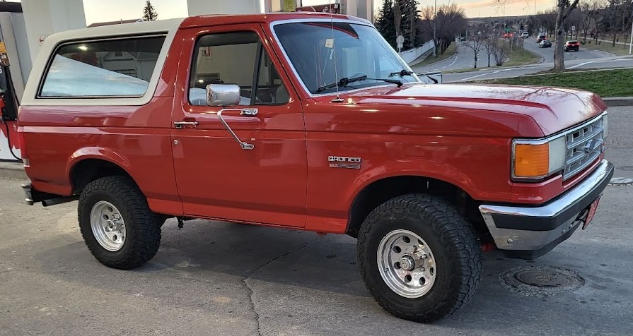bronco.jpg