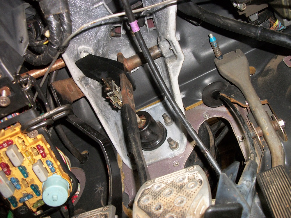 CC pedal bracket.jpg