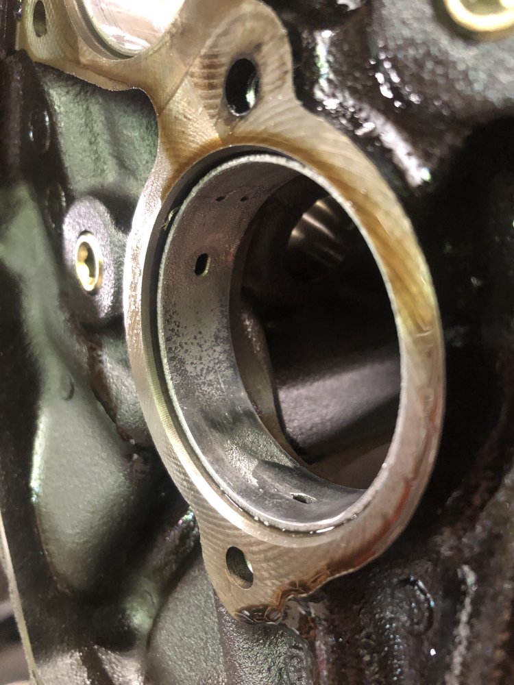 Cam bearing failure
