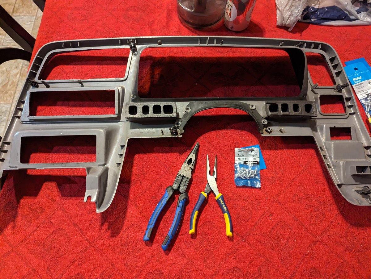 dash_surround.jpg