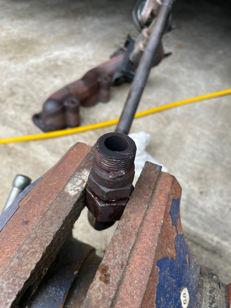 EGR tube.jpg