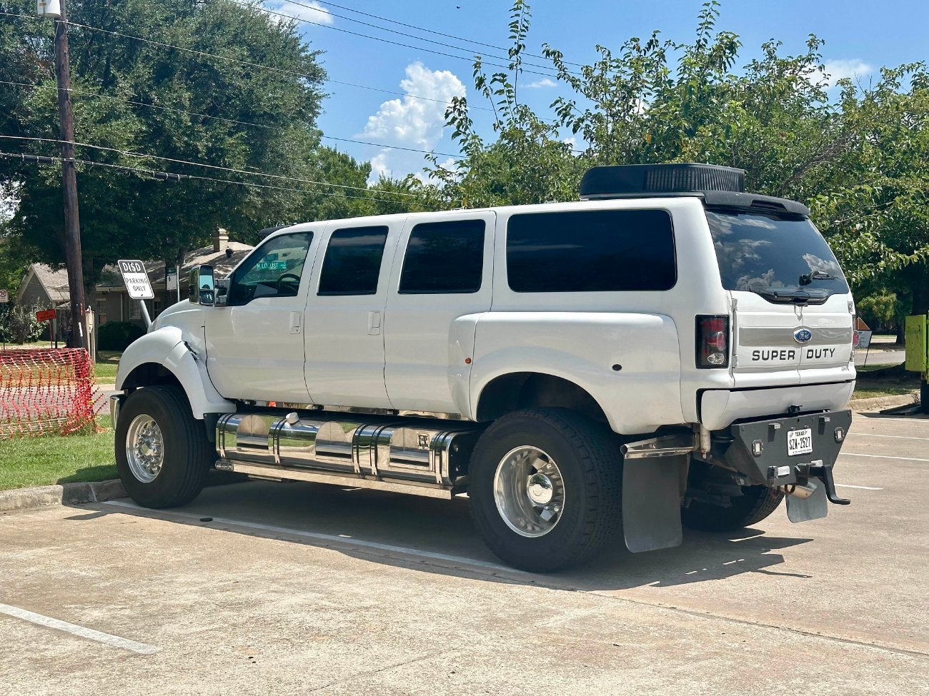 excursion_f650_1.jpg