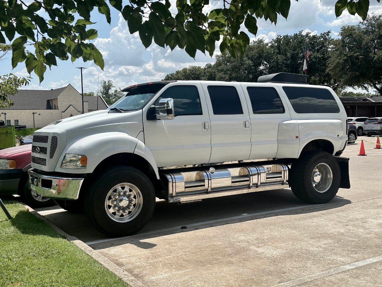 excursion_f650_2.jpg