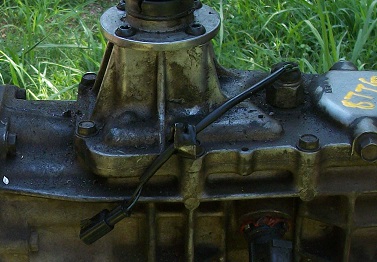 72943