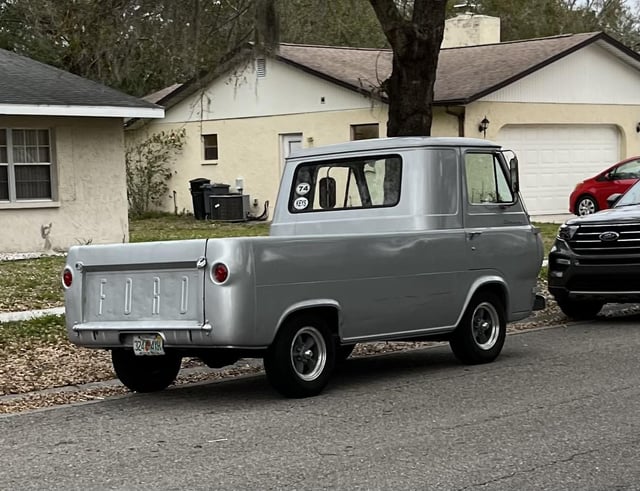 ford-van-truck-thing-v0-m2s7lvroh0ia1.jpg